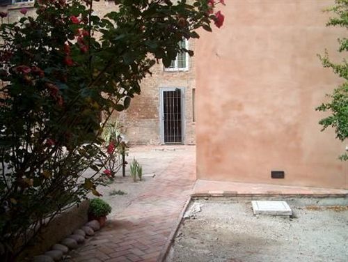 Antica Corte Di Charme Hotel